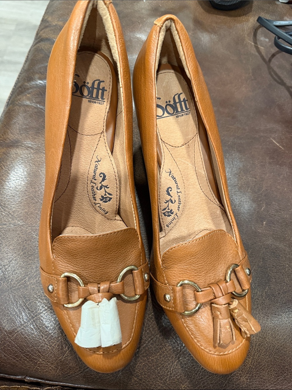 Sofft Women's Tan Leather Loafers with Tassel & Gold Rings